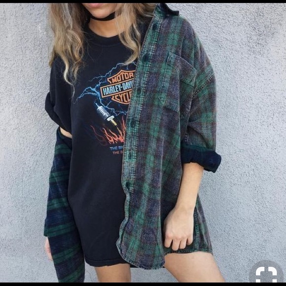 Surprise Vintage Flannels! - Picture 7 of 8
